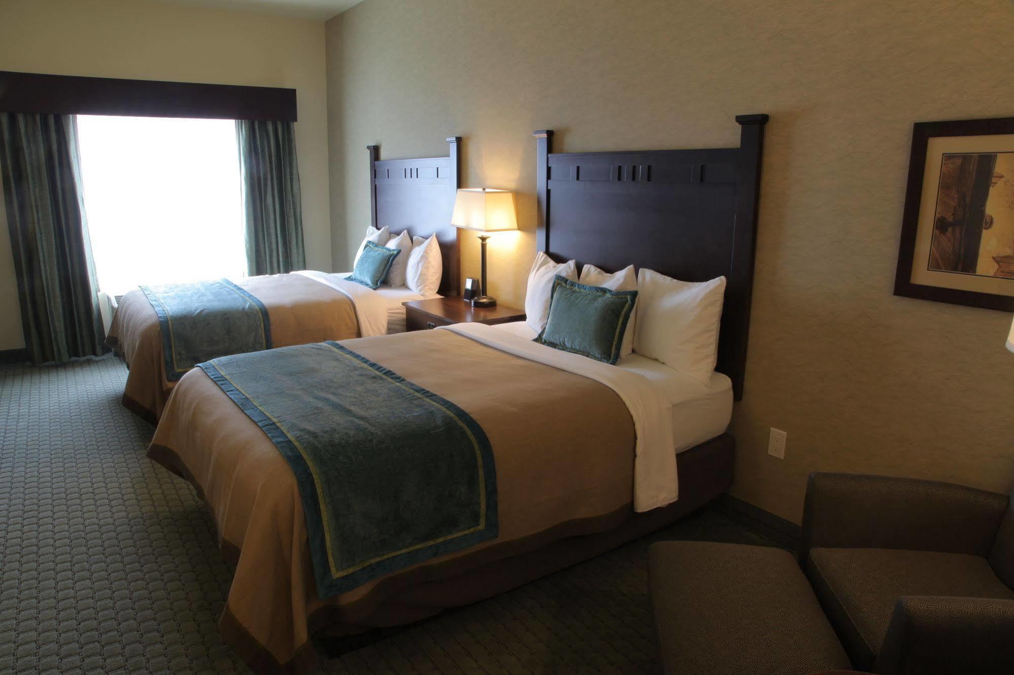 Little Missouri Inn & Suites Watford City Bagian luar foto