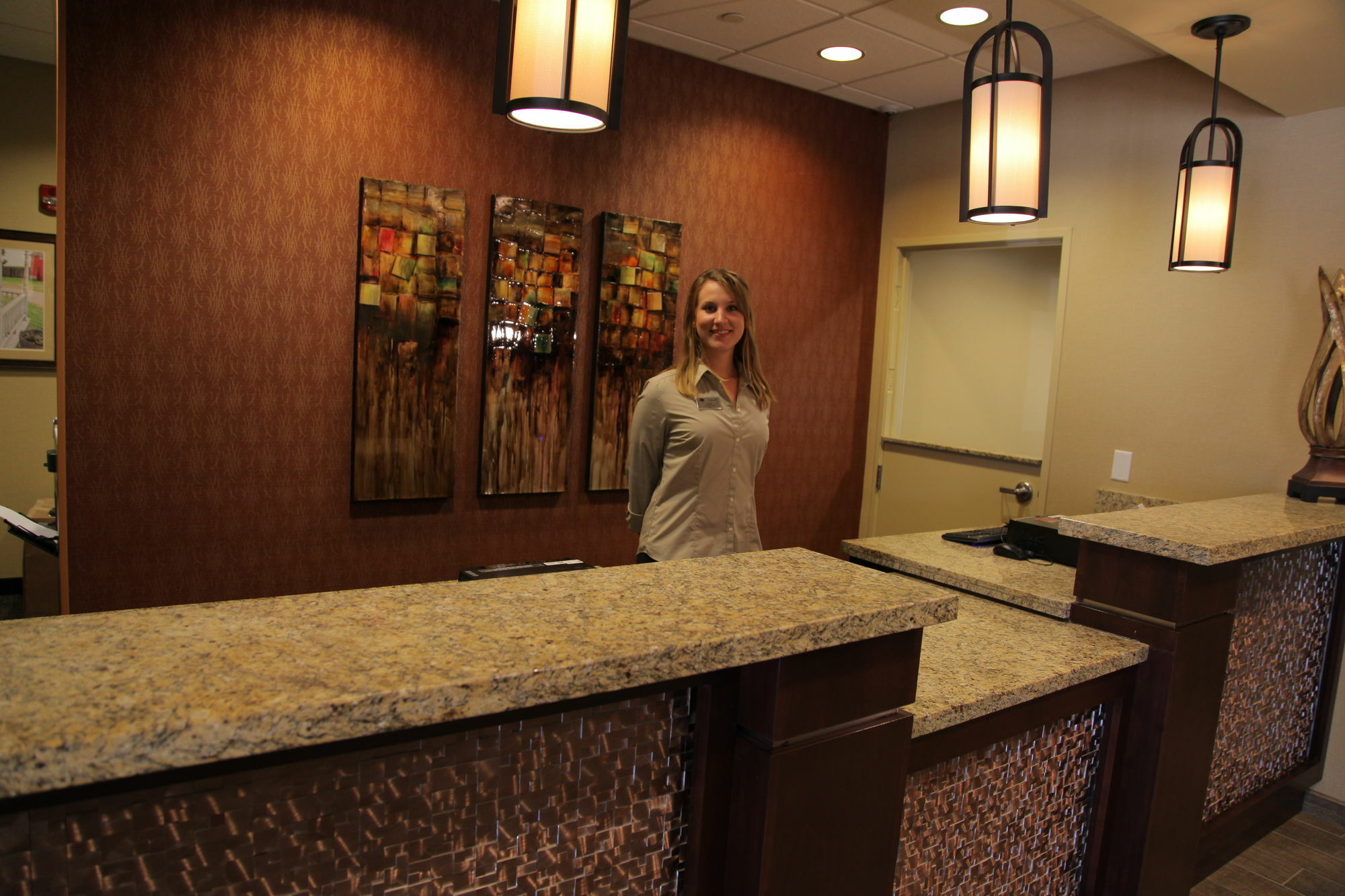Little Missouri Inn & Suites Watford City Bagian luar foto